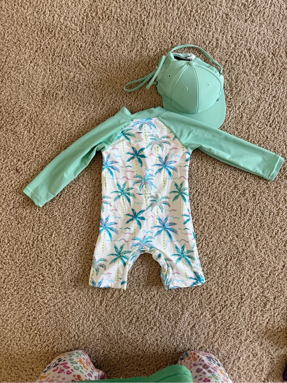 Caden Lane Mint Green Sleeve Palm-Print Long-Sleeve Rashguard